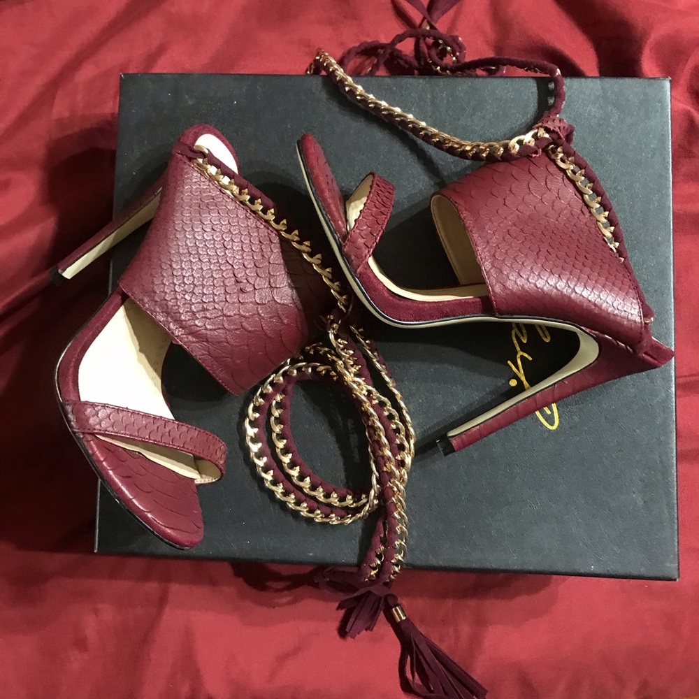 Tavia P. Custom Leather Heel - Burgundy.